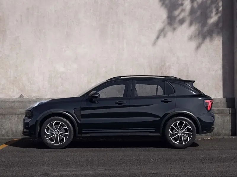 Lynk & Co 01